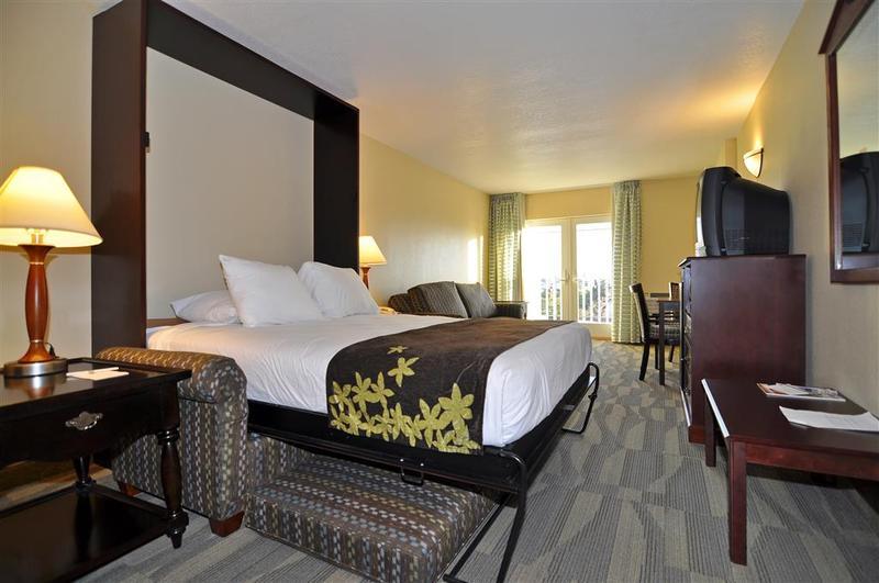 Gold Leaf Hotel Of Dewey 듀이 비치 외부 사진